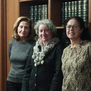 Teresa Videaechea Solís, Consuelo Jiménez de Cisneros y Baudin y Teresa Álvarez Olías en el Casino de Madrid.